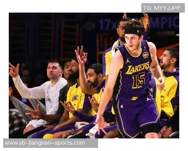 里夫斯开季连续五场得分25创队史第六人新纪录自科比以来首位 里夫斯开季连续五场得分25创队史第六人新纪录自科比以来首位